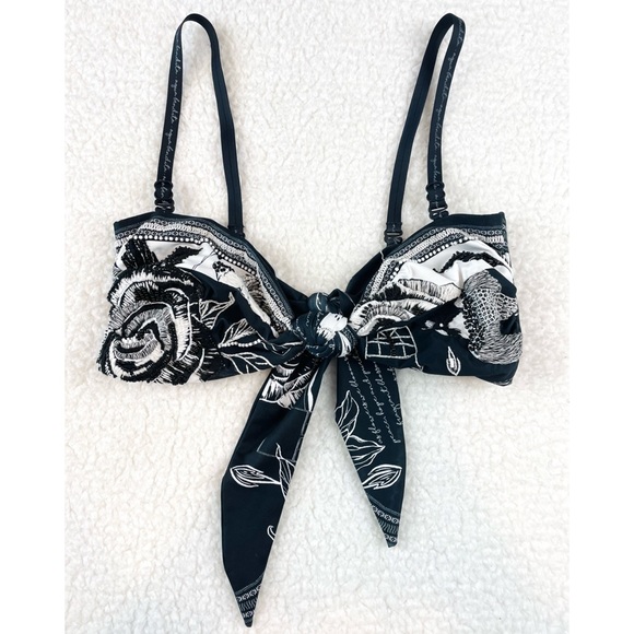 AGUA BENDITA • Lucille Thoughts Black/White Beaded Floral Bikini Top - Picture 3 of 15